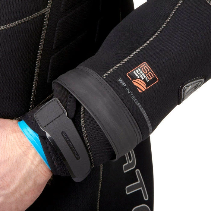 Combinaison D10 PRO ISS WATERPROOF Homme 2 Combinaison D10 PRO ISS WATERPROOF Homme – Image 2