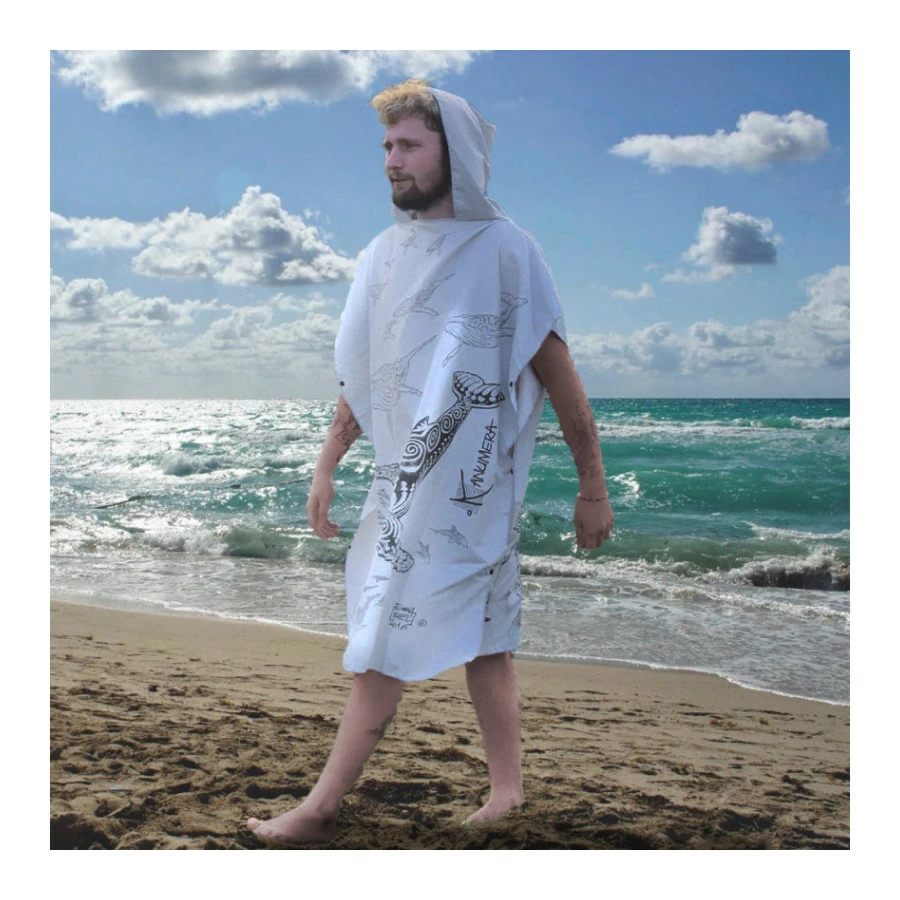 Poncho KANUMERA 2 Poncho KANUMERA – Image 2